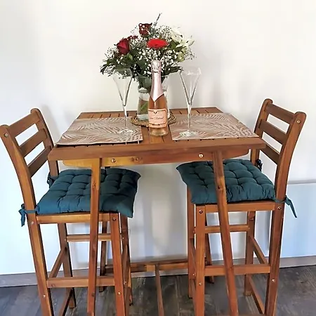 La Bulle Suspendue Bed & Breakfast